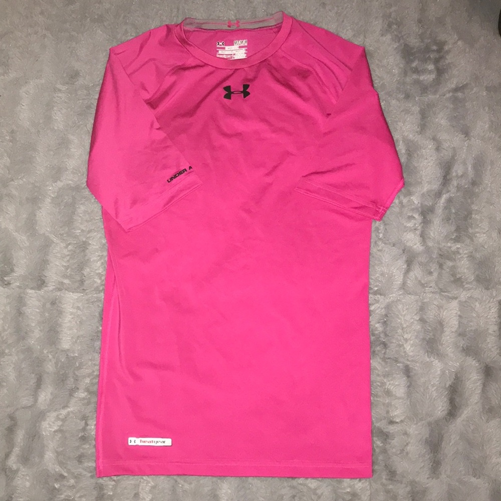 Women’s under armour top